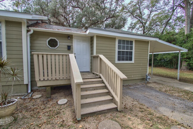 Foto del edificio - 2002