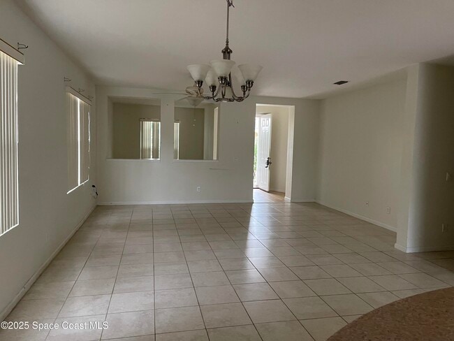 Building Photo - 4133 Collinwood Dr