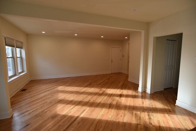 Foto del edificio - 1746 W North Shore Ave