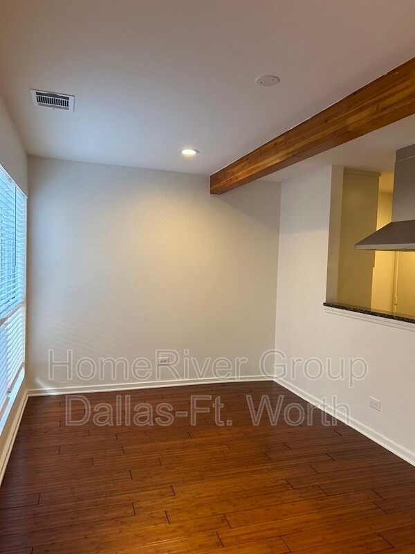 Foto del edificio - 4134 Travis St