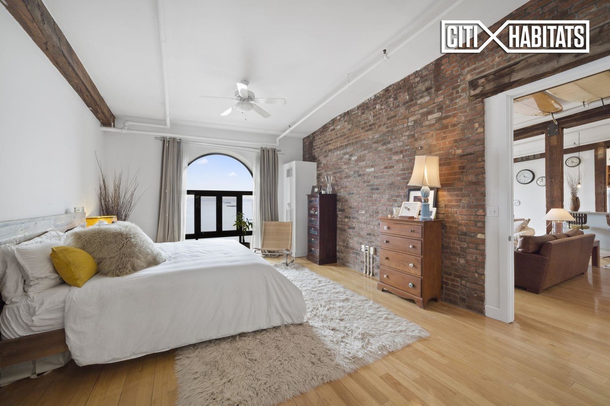 Foto principal - 275 Conover St