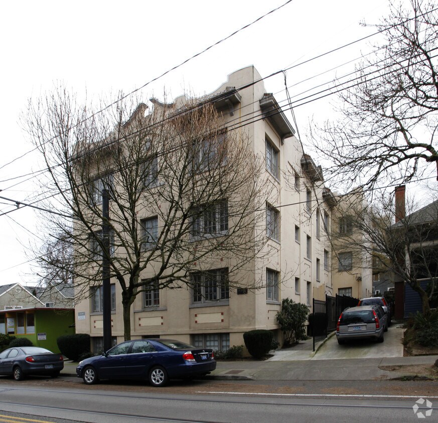 Foto del edificio - 2060 NW Lovejoy St