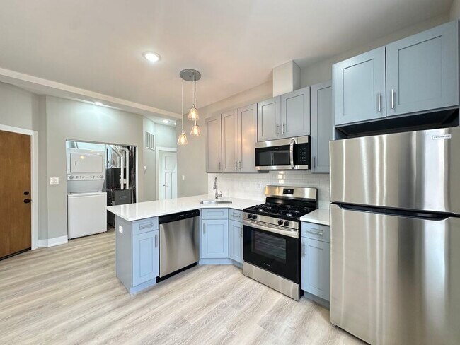 Foto del edificio - 419 W Belden Ave