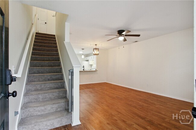 Foto del edificio - 84 Fairgreen St