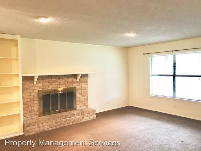 Building Photo - 3 br, 2 bath House - 125 W. Lower Crabapple