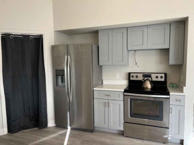Building Photo - 299 Winfield Way