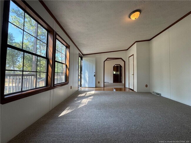Foto del edificio - 372 Swift Creek Rd