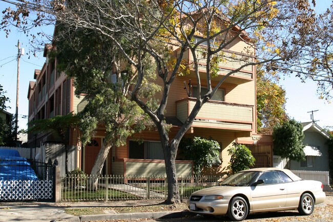 Building Photo - 1210 Orizaba Ave