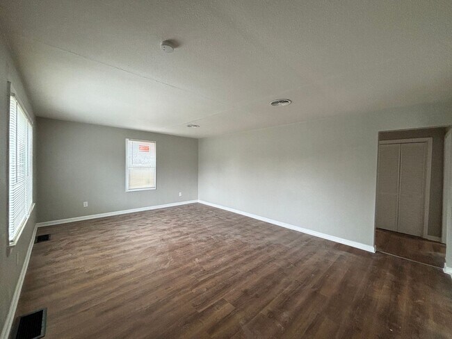 Foto del edificio - Riverview Estate