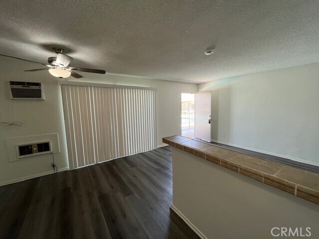 Foto del edificio - 686 E Cottonwood Rd