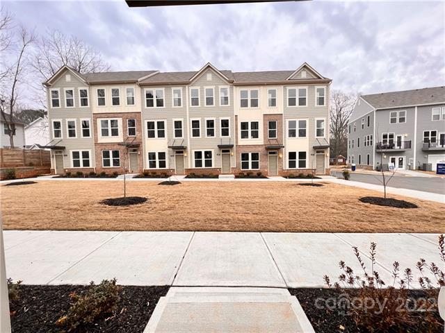 Building Photo - 3011 Citizens Ln