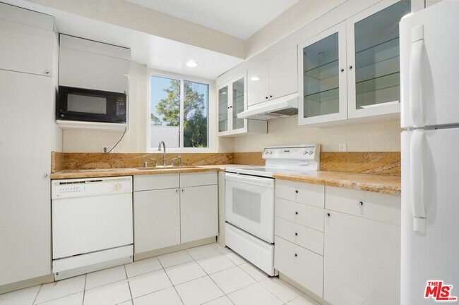 Foto del edificio - 7309 Franklin Ave