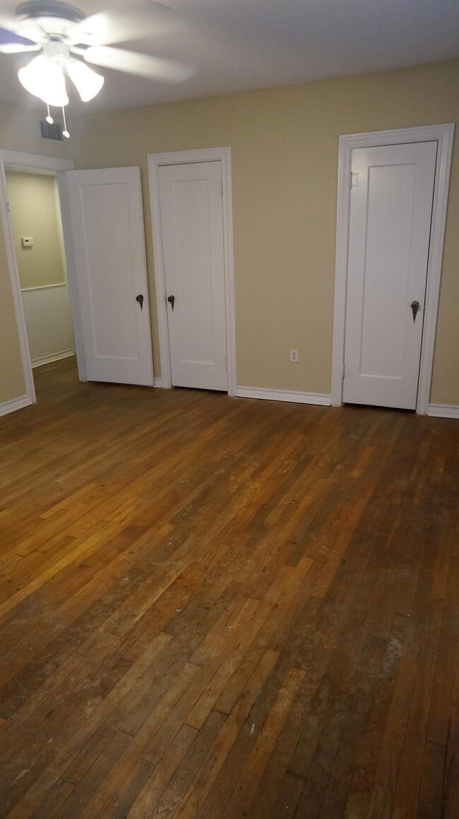 Building Photo - 1016 Puryear Dr