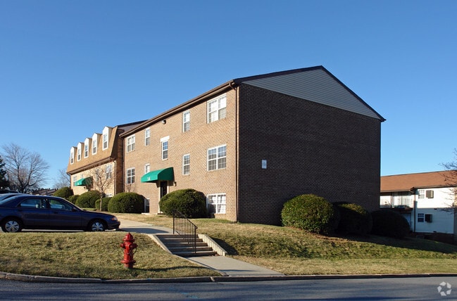 Building Photo - ReNew Owing Mills