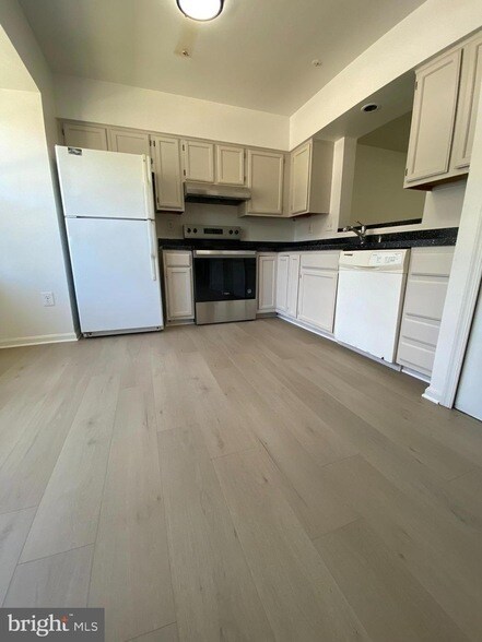 Foto del edificio - 1741 Countrywood Ct
