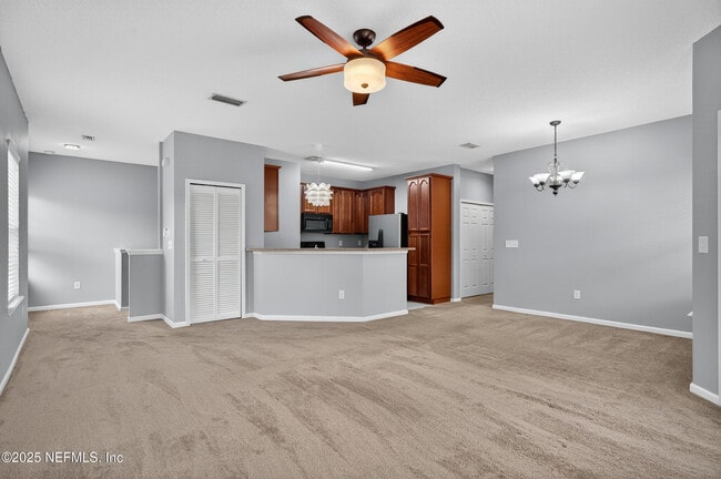 Building Photo - 7229 Deerfoot Cir
