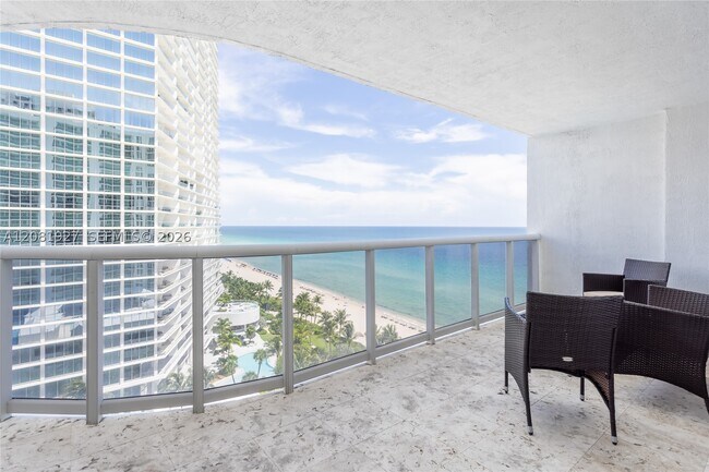 Building Photo - 16711 Collins 1704