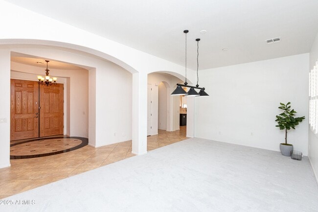 Building Photo - 2310 W Sienna Bouquet Pl