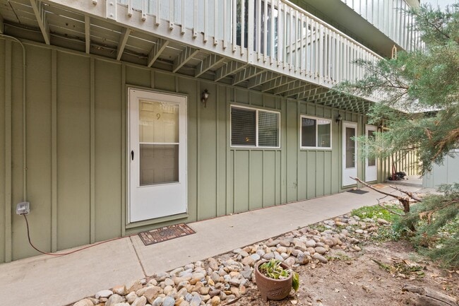 Foto del edificio - 1615 Cottonwood Dr