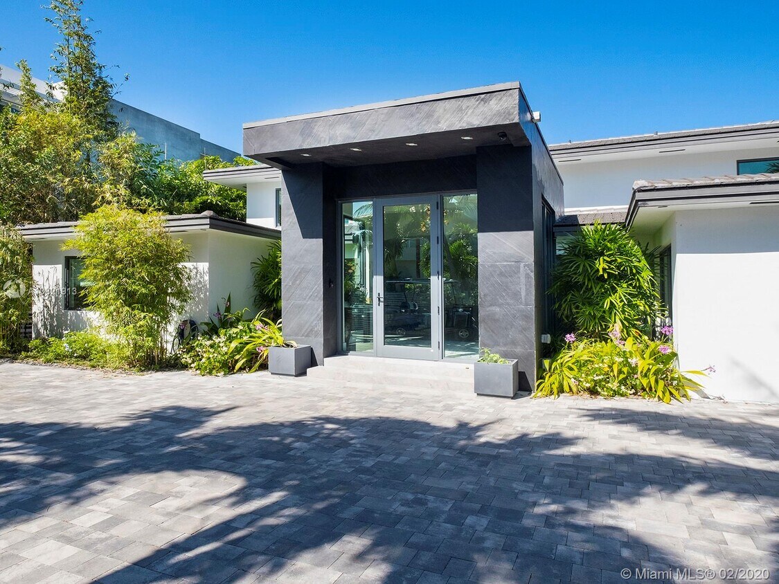 Foto principal - 635 Curtiswood Dr