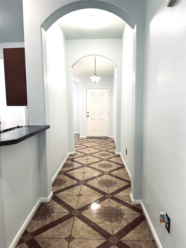 Building Photo - 2707 Trementina Dr