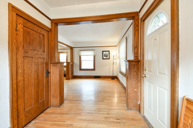 Building Photo - 4517 Adams St