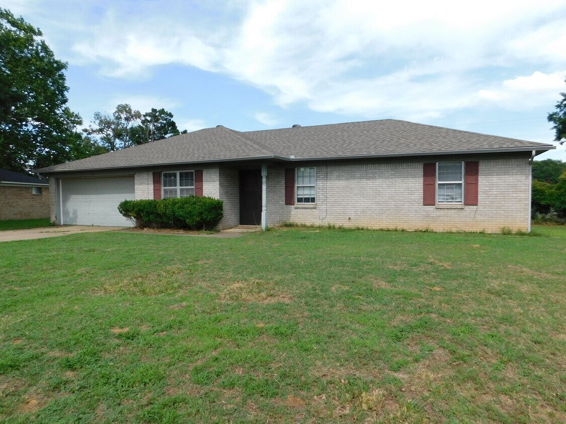 7805 Meadow Dr, Fort Smith, AR 72908 House Rental in Fort Smith, AR
