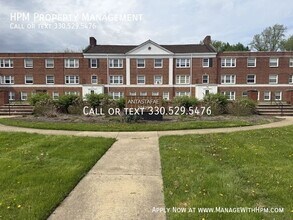 Building Photo - 20865 Chagrin Blvd