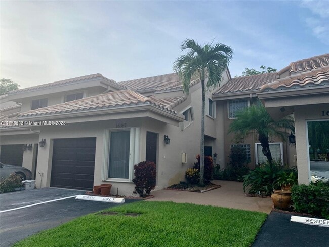 Building Photo - 16387 Malibu Dr