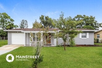 Building Photo - 6923 Yucatan Dr