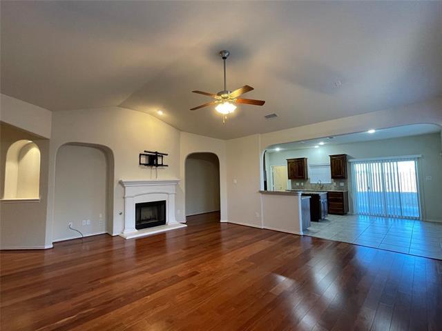 Foto del edificio - 1236 Woodbine Cliff Dr