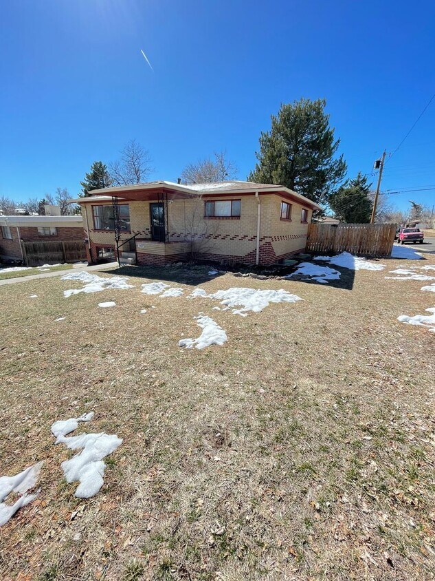 5407 S Foresthill St, Littleton, CO 80120 House Rental in Littleton, CO