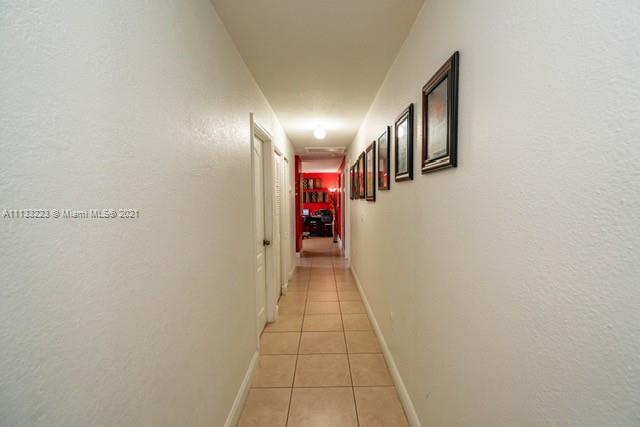 Foto del edificio - 3970 E 3rd Ct