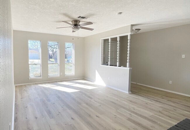 Foto del edificio - 2130 Union Mill Rd