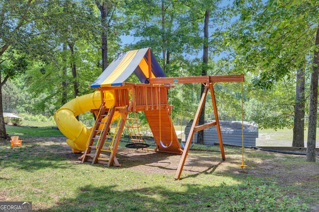 Building Photo - 3442 Skyland Dr