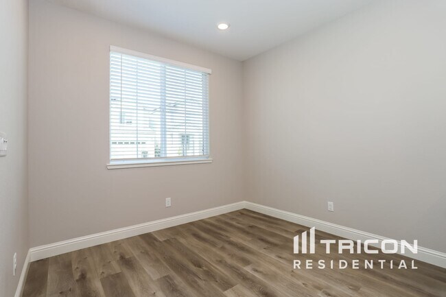Foto del edificio - 2659 Miller Run Ln