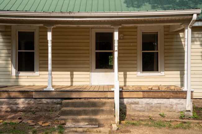 Foto del edificio - 4930 Hendron Rd