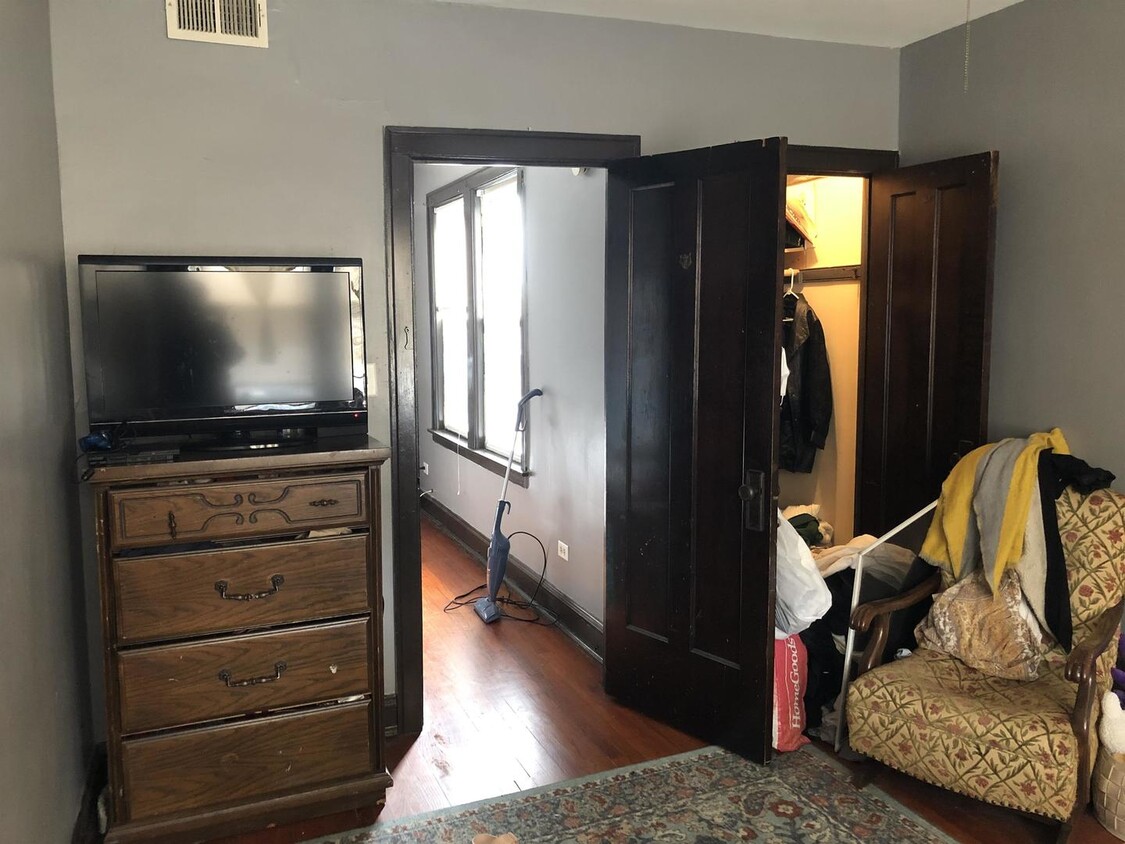 Foto principal - 3848 W Grand Ave.