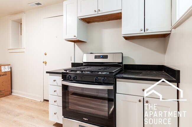 Foto del edificio - 4112 N Broadway