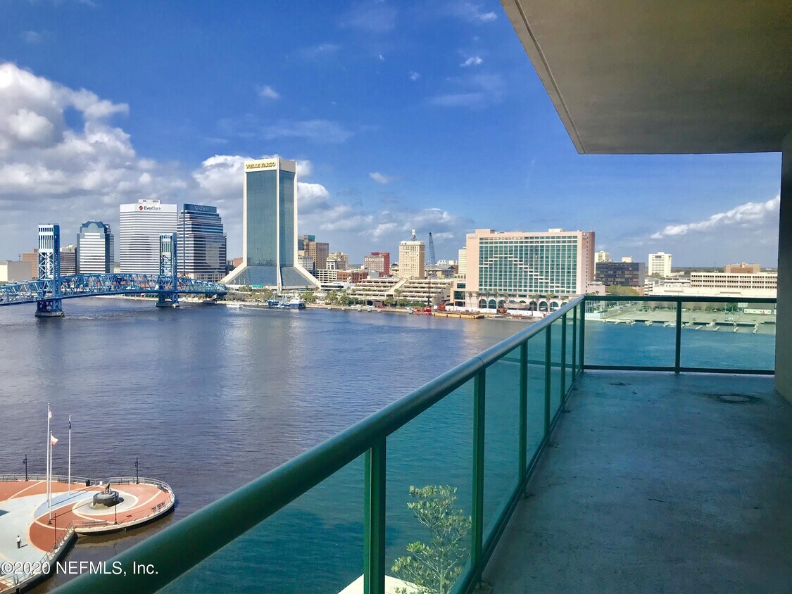 Foto principal - 1431 Riverplace Blvd