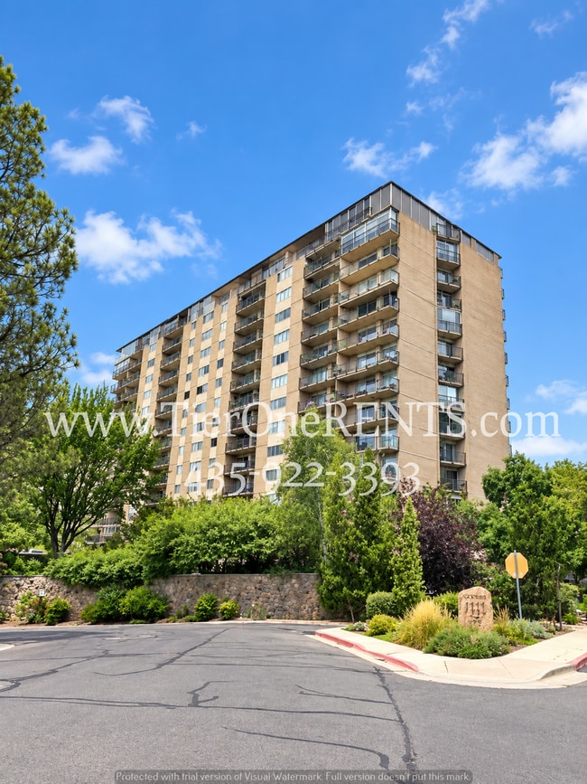 Building Photo - This property offers a NO DEPOSIT option available for qualified renters