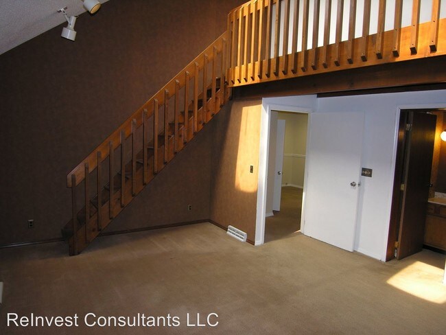 Building Photo - 4698 Dixie Hwy