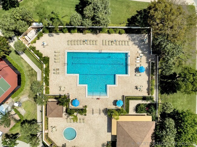 Building Photo - 118 Ridge Rd
