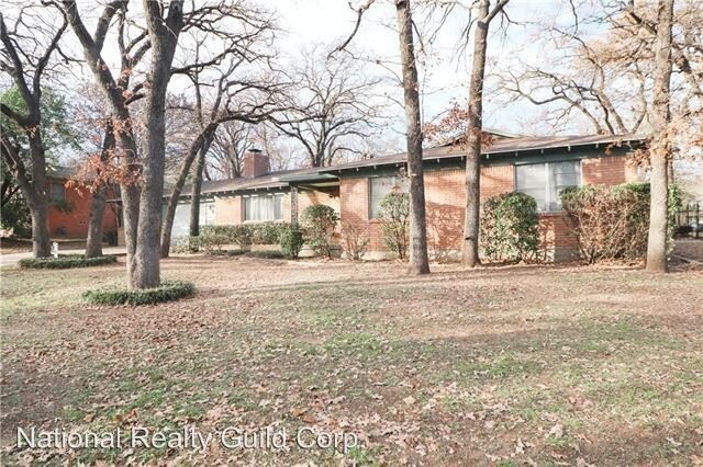Building Photo - 3 br, 2 bath House - 600 Oakwood Avenue