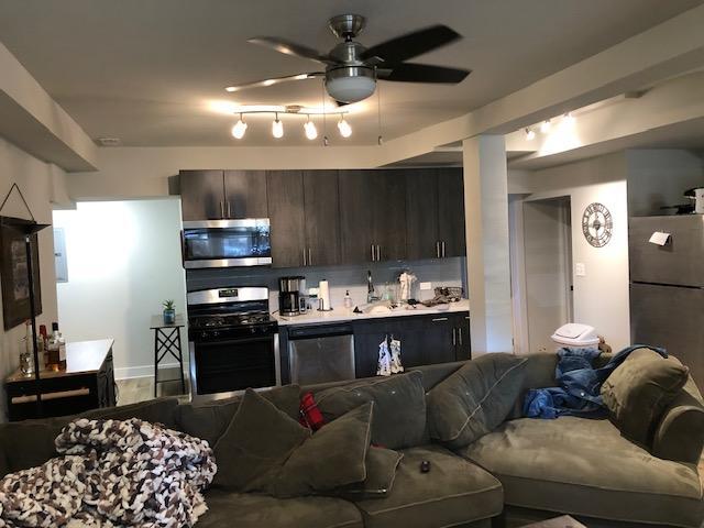Building Photo - 2 bedroom in Chicago IL 60613