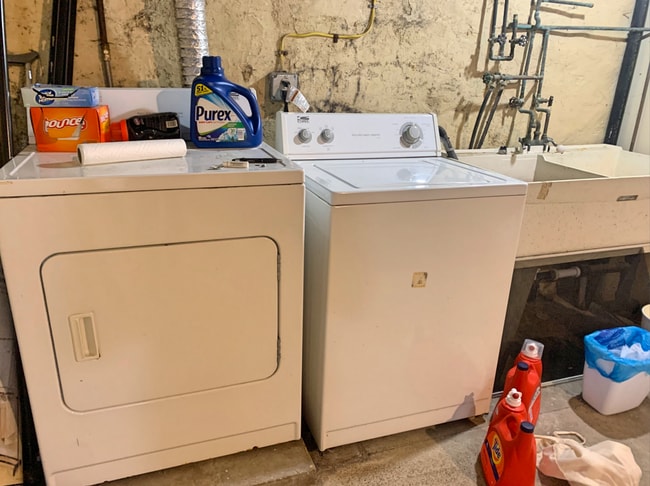 Photo - Spacious 4 Bedroom  in Slopes w/ Laundry &... House