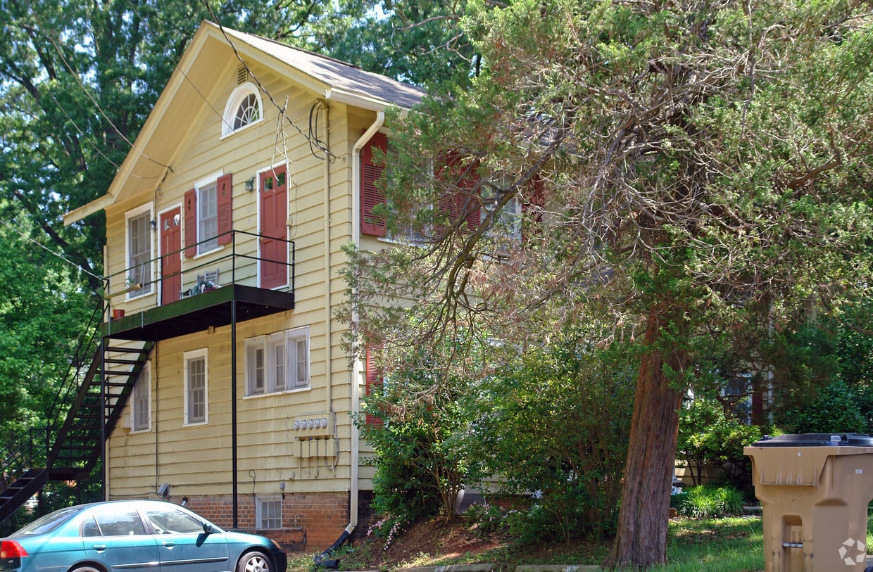 Building Photo - 2212 Hope St