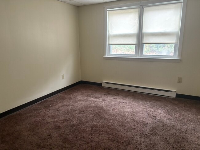 Andover Crossing - Andover Crossing Apartment