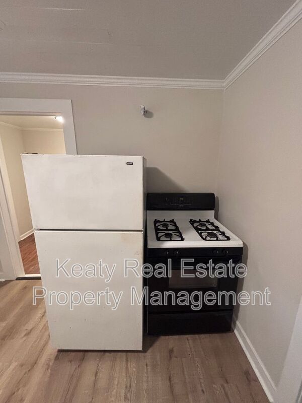 Foto del edificio - 408 1/2 Harding Street