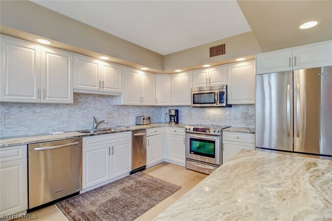Foto del edificio - 4041 Gulf Shore Blvd N